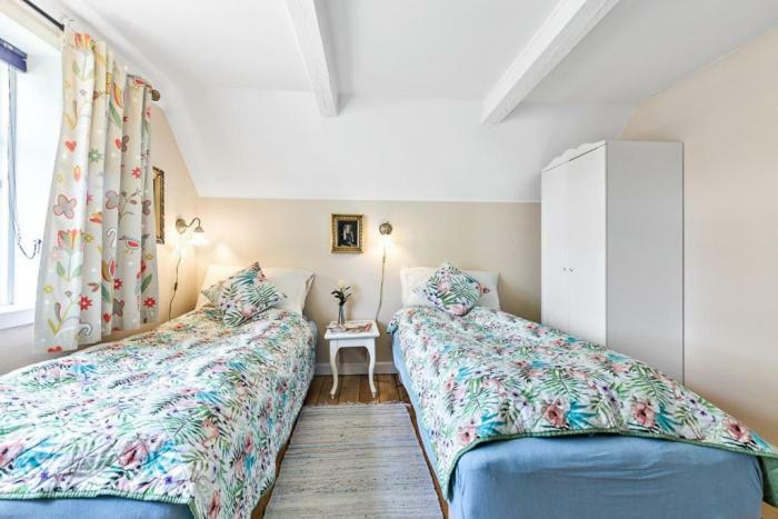 Pegasus Bed And Breakfast Helsinge Exterior photo